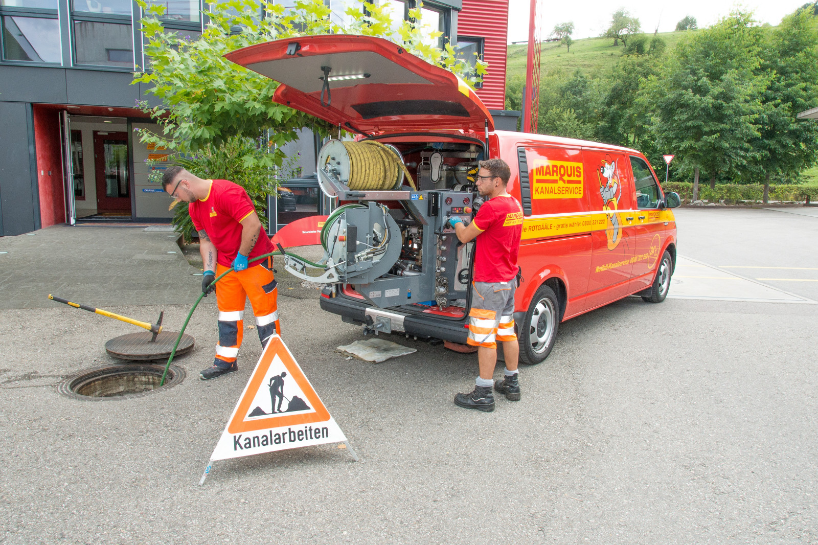 Wie Oft Muss Eine Feuerstättenschau Gemacht Werden Wie oft muss ein Kanal gereinigt werden? | Marquis AG Kanalservice